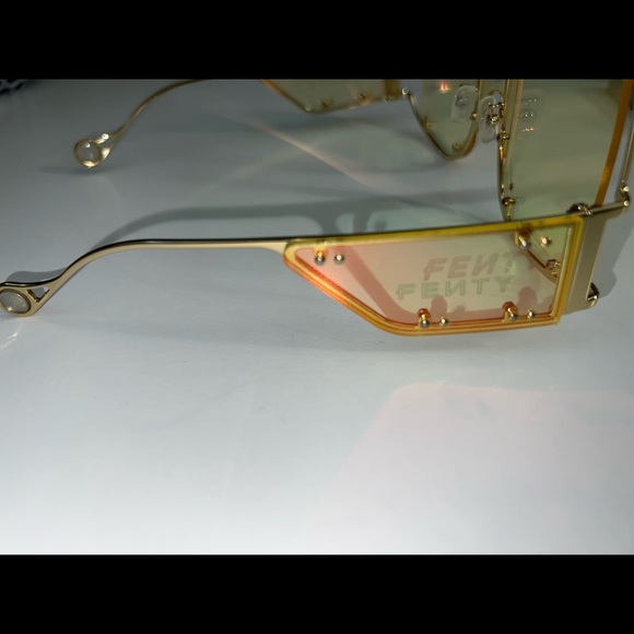 Fenty yellow sunglasses - Picture 6 of 13
